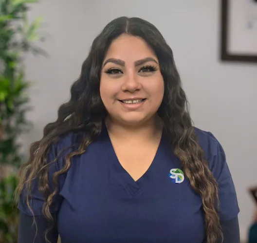 Yessi, Surgical Assistant